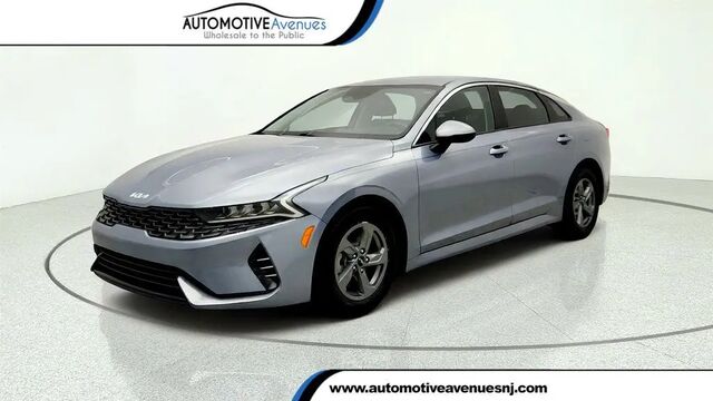 2022 Kia K5 LX