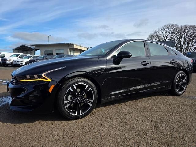 2022 Kia K5 GT-Line