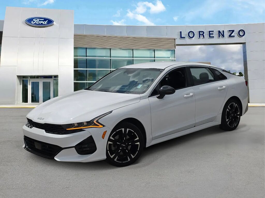 2024 Kia K5 GT-Line — photo 1 of 13