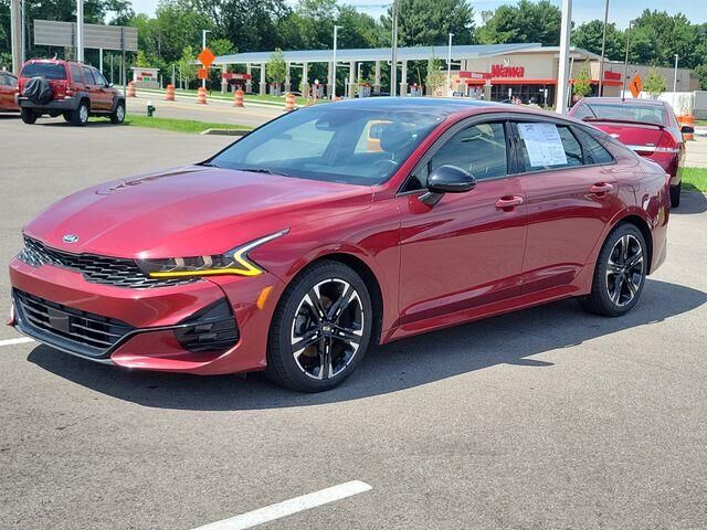 2021 Kia K5 GT-Line — photo 1 of 13