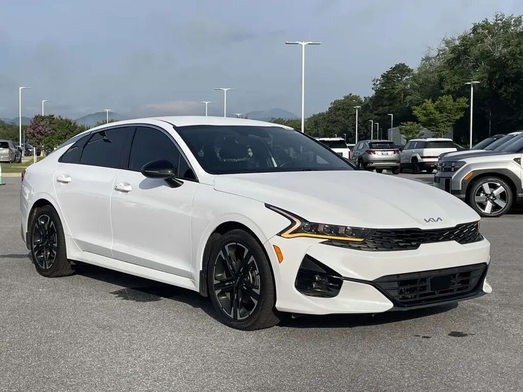 2024 Kia K5 GT-Line — photo 1 of 13
