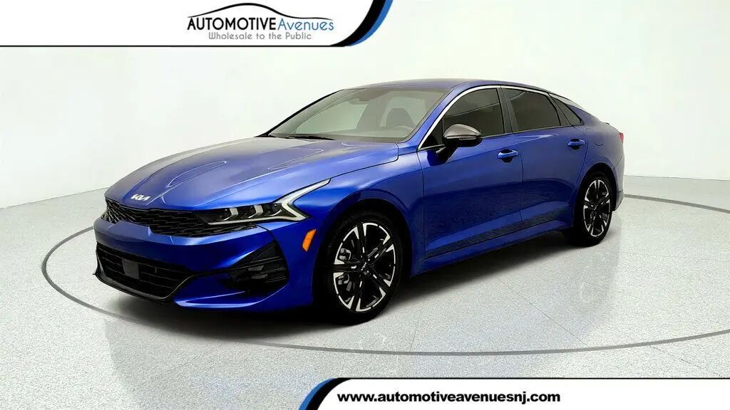 2024 Kia K5 GT-Line — photo 1 of 13