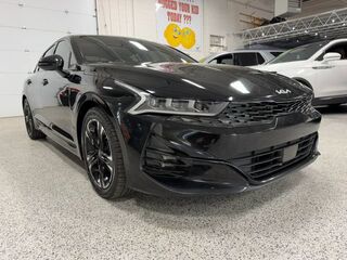 2022 Kia K5 GT-Line