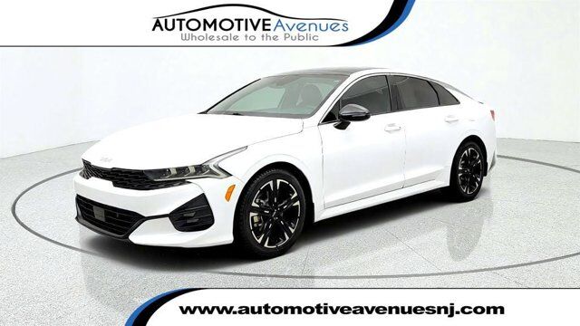 2022 Kia K5 GT-Line — photo 1 of 13