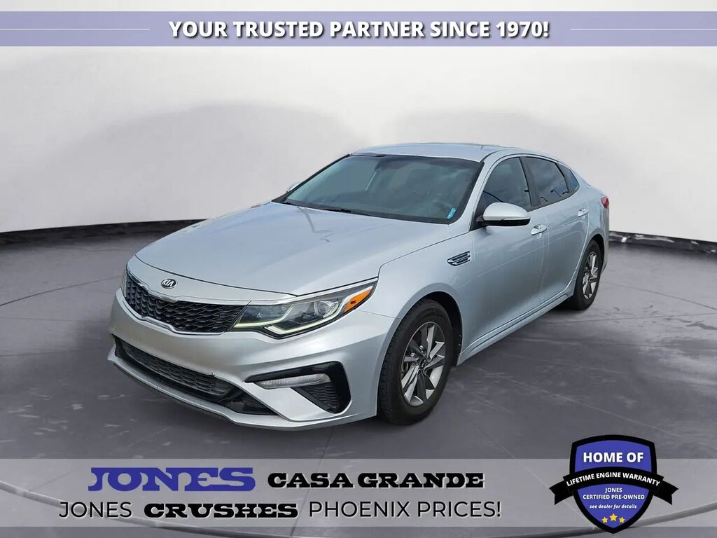 2020 Kia Optima LX — photo 1 of 13