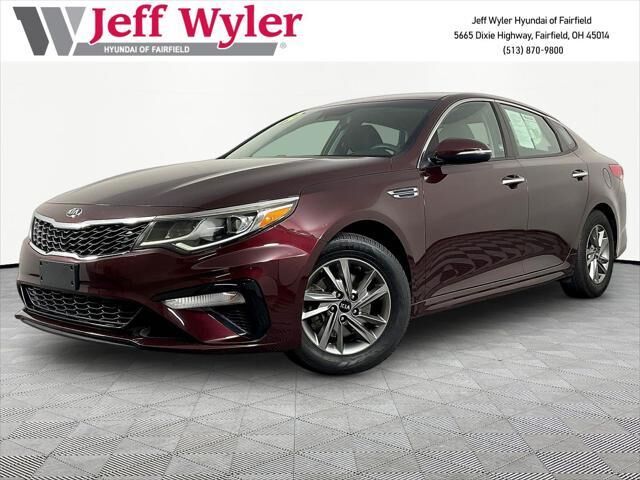 2019 Kia Optima LX — photo 1 of 13