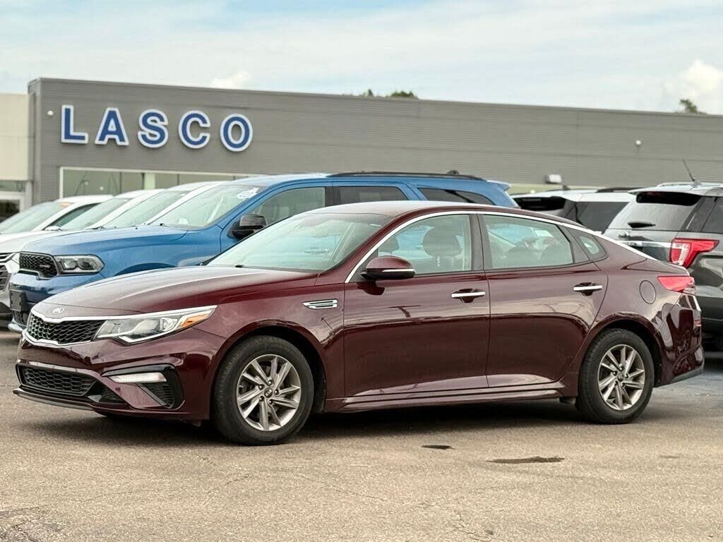 2020 Kia Optima LX — photo 1 of 1