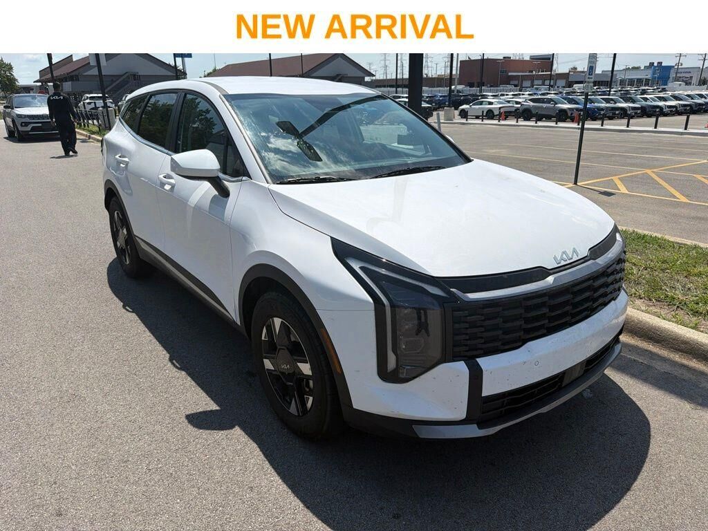2026 Kia Sportage LX — photo 1 of 34