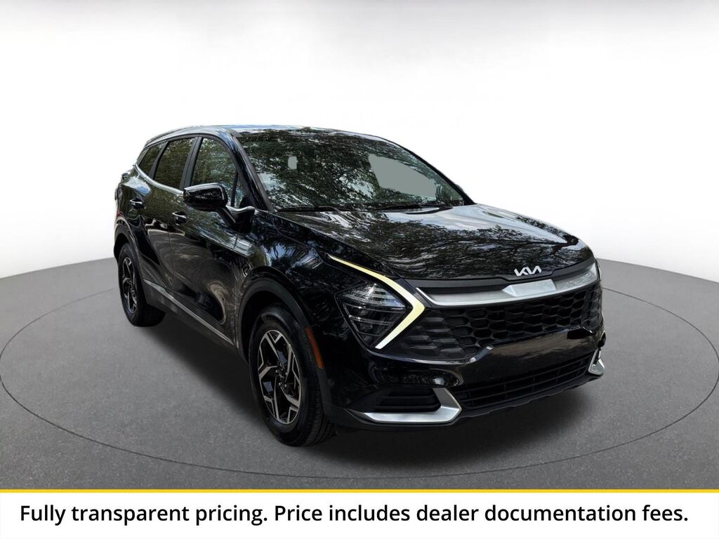 2025 Kia Sportage LX — photo 1 of 1