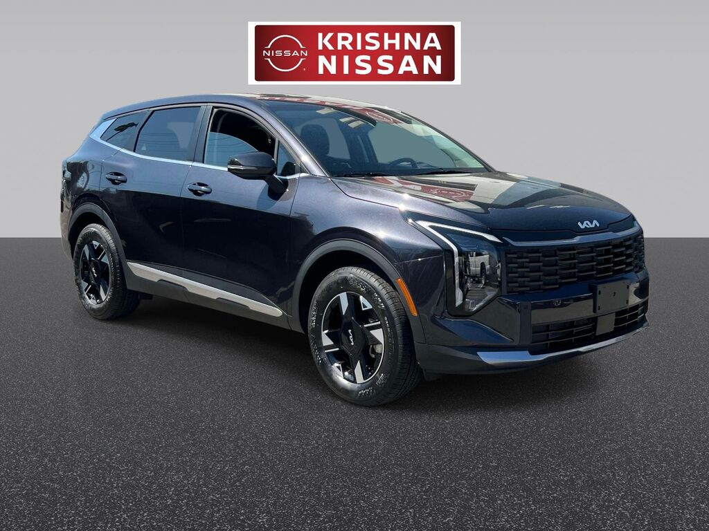 2026 Kia Sportage LX AWD — photo 1 of 13