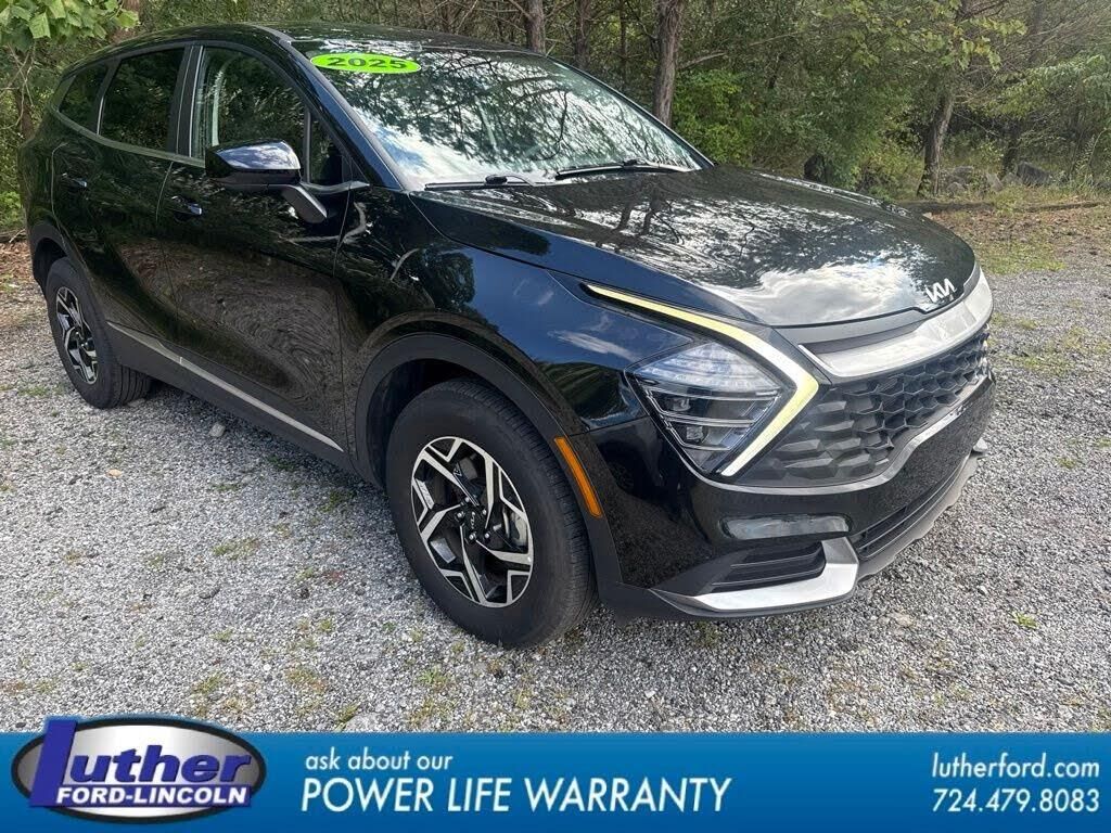 2025 Kia Sportage LX — photo 1 of 1