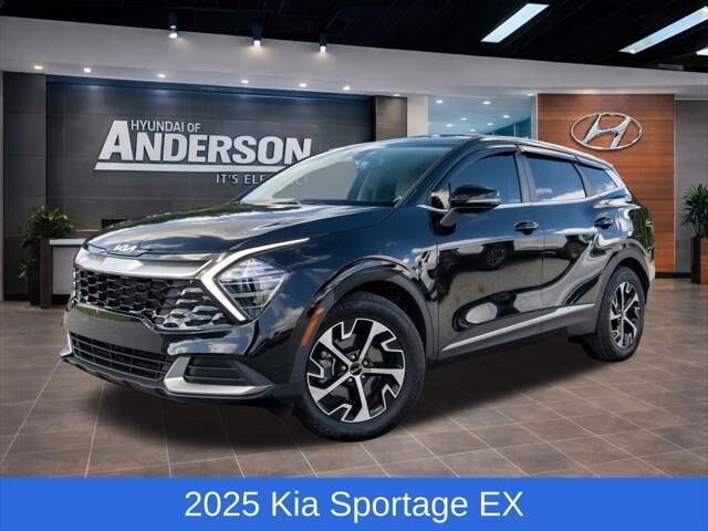 2025 Kia Sportage EX