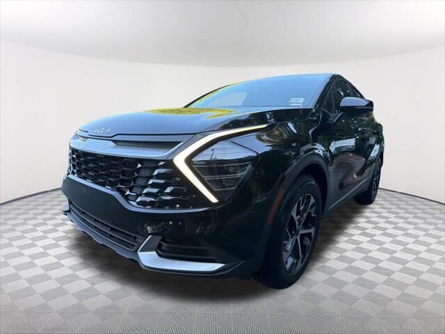 2025 Kia Sportage EX — photo 1 of 13