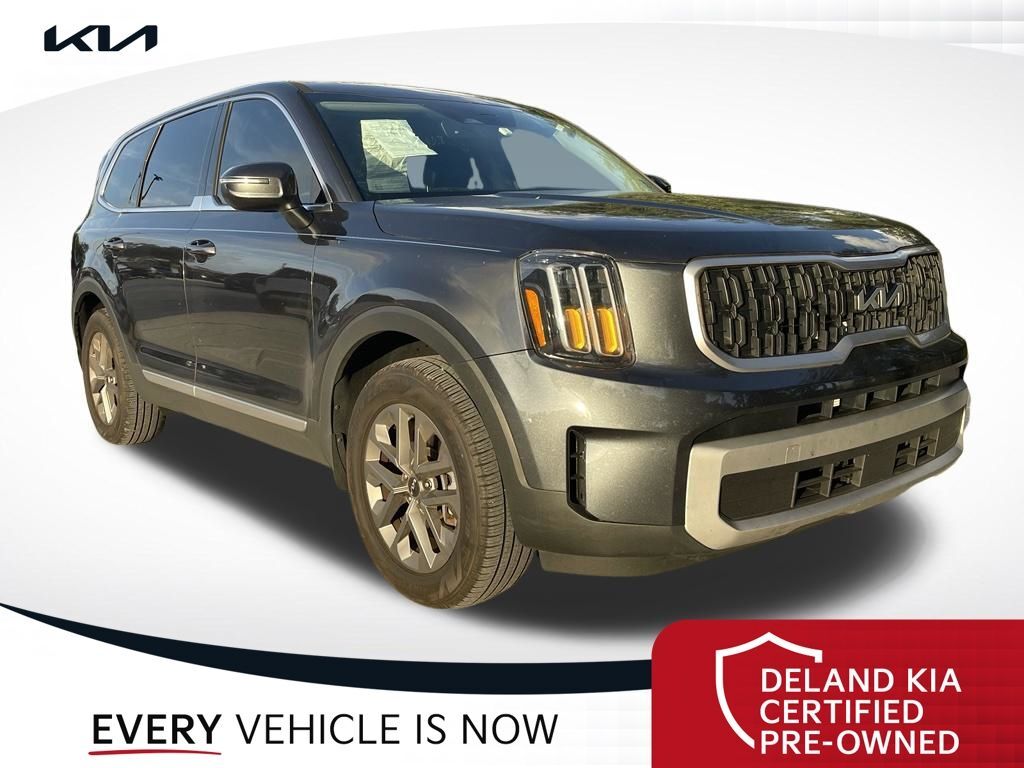 2024 Kia Telluride LX — photo 1 of 10