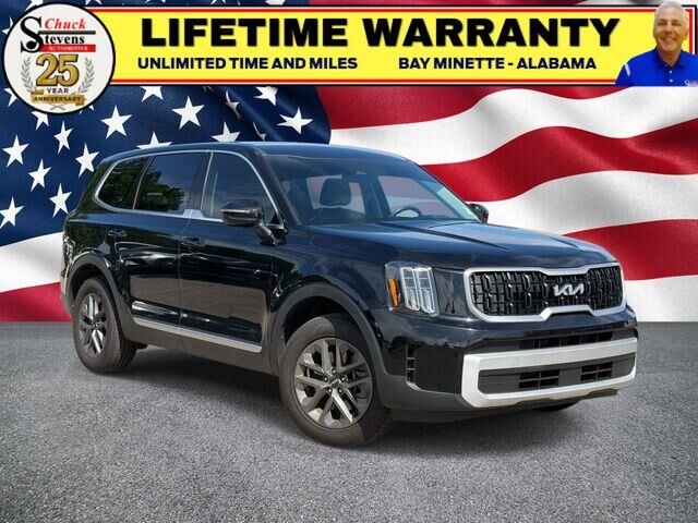 2025 Kia Telluride LX — photo 1 of 9