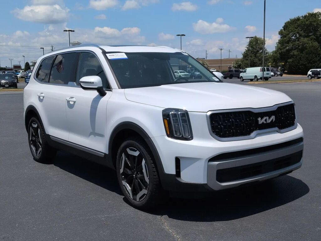 2024 Kia Telluride EX — photo 1 of 13