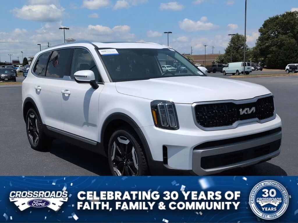 2024 Kia Telluride EX — photo 1 of 13