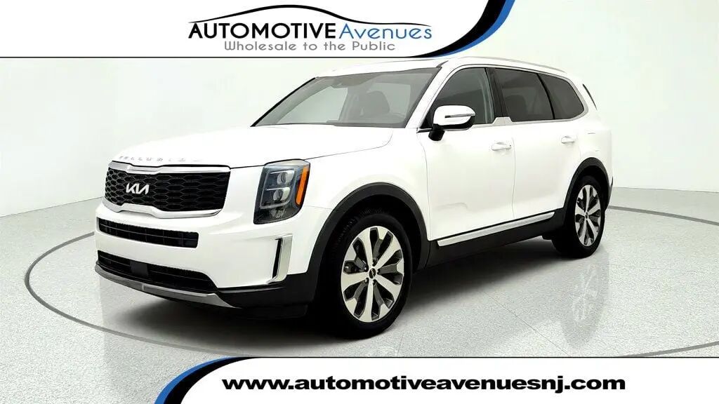2022 Kia Telluride EX — photo 1 of 13