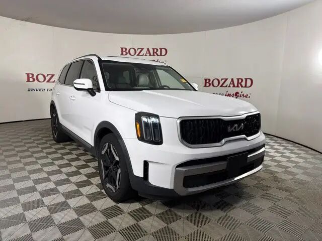 2023 Kia Telluride EX — photo 1 of 13