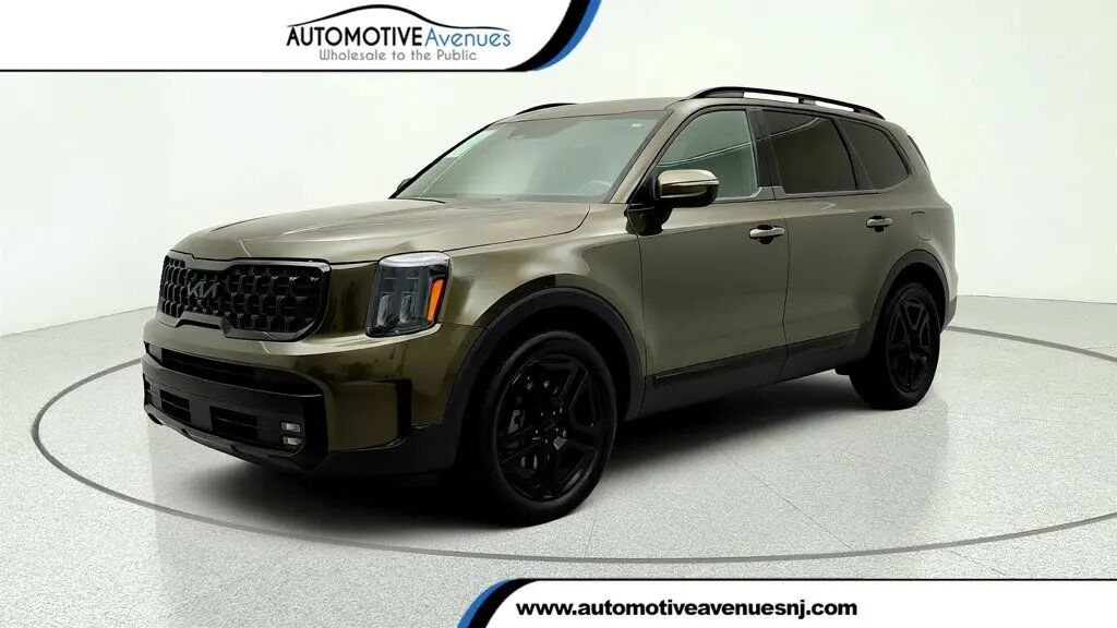 2025 Kia Telluride SX — photo 1 of 13