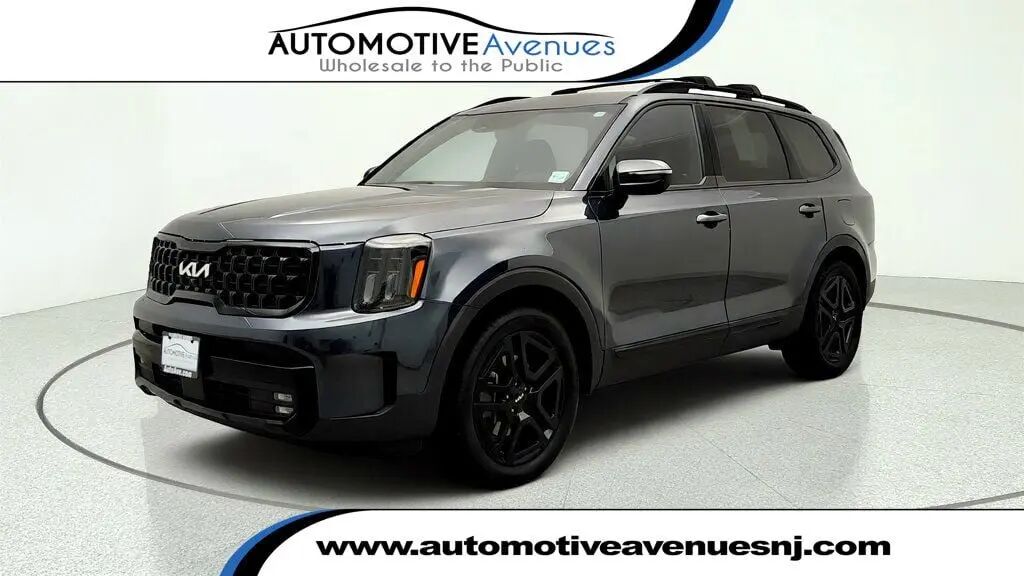 2024 Kia Telluride SX — photo 1 of 13