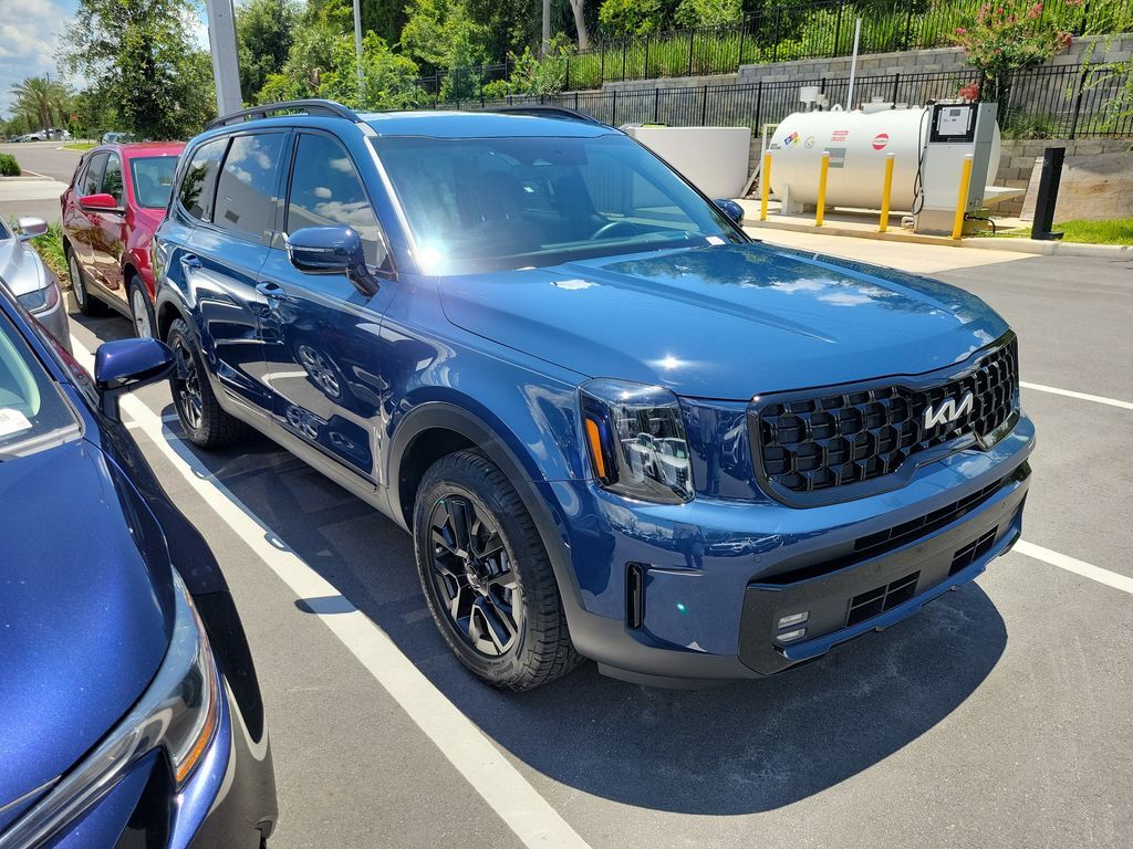 2024 Kia Telluride SX-Prestige X-Pro — photo 1 of 2