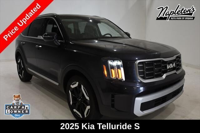 2025 Kia Telluride S — photo 1 of 3