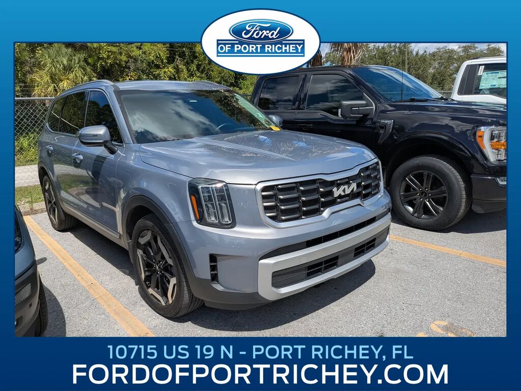 2023 Kia Telluride S — photo 1 of 13