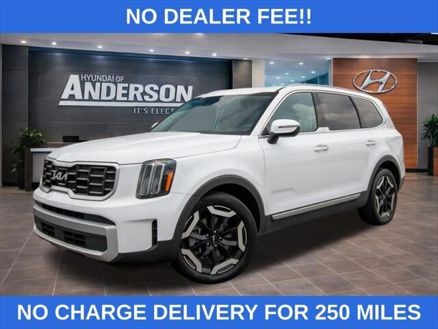 2025 Kia Telluride S — photo 1 of 13