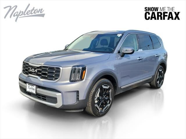 2025 Kia Telluride S — photo 1 of 13
