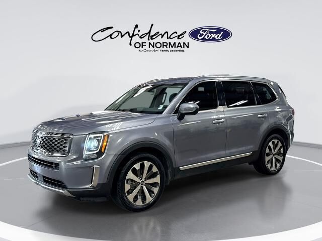 2021 Kia Telluride S — photo 1 of 4