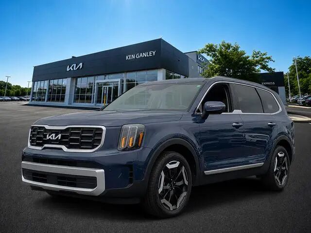 2024 Kia Telluride S — photo 1 of 5