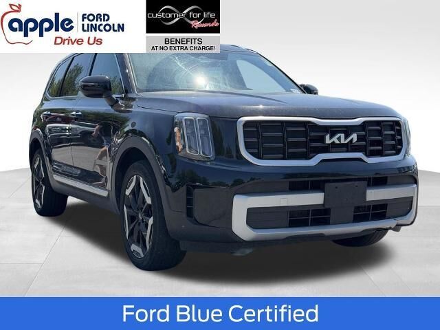 2023 Kia Telluride S — photo 1 of 1