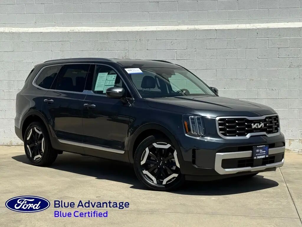 2023 Kia Telluride S — photo 1 of 13