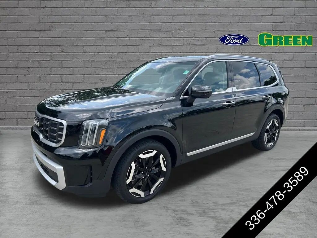 2025 Kia Telluride S — photo 1 of 13
