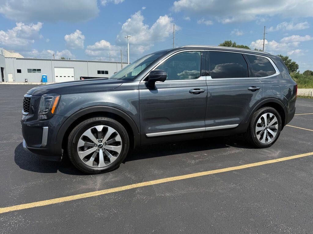 2020 Kia Telluride S — photo 1 of 2