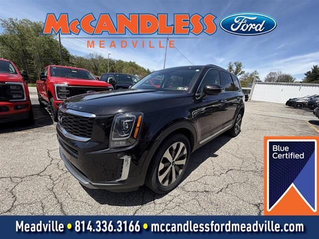 2022 Kia Telluride S — photo 1 of 13