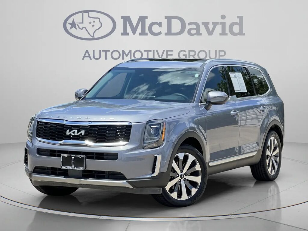 2022 Kia Telluride S — photo 1 of 12