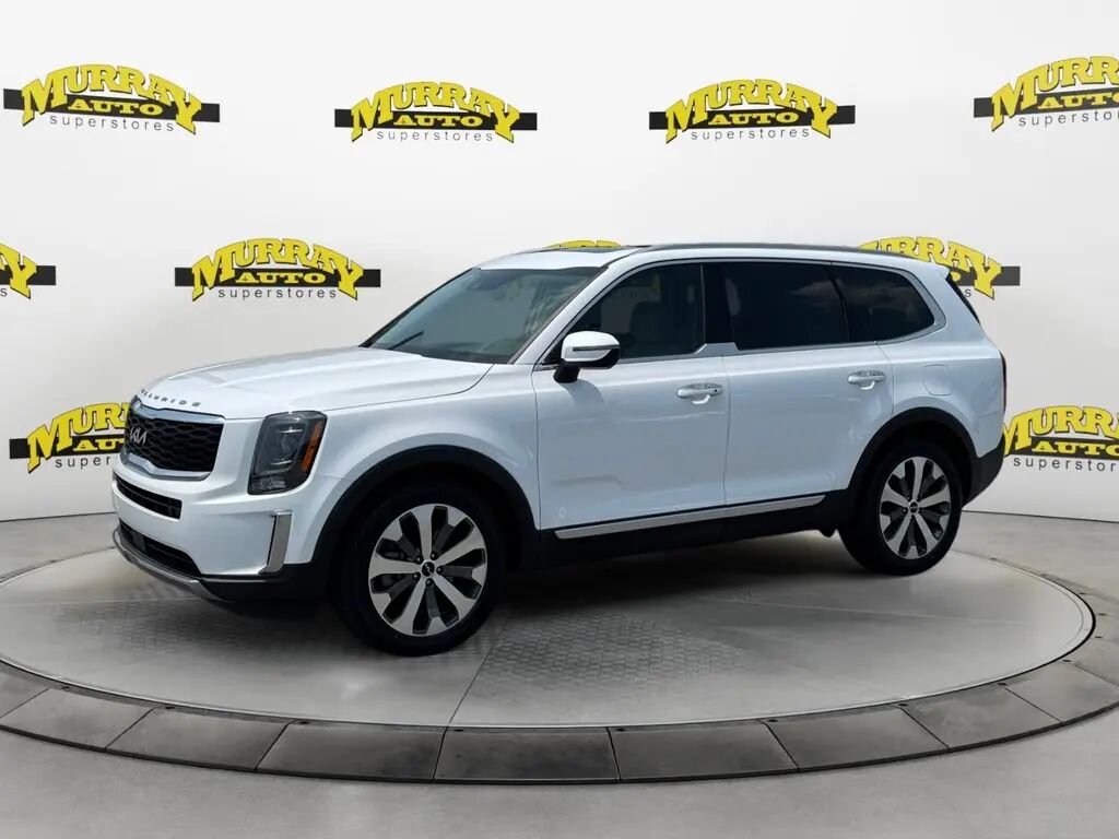 2022 Kia Telluride S — photo 1 of 39