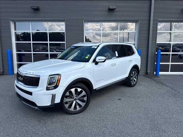 2022 Kia Telluride S