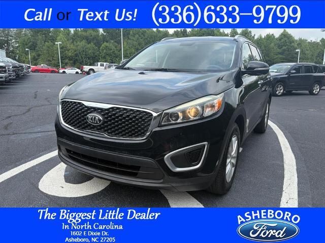 2017 Kia Sorento L — photo 1 of 13