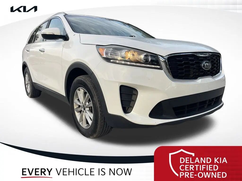 2019 Kia Sorento LX — photo 1 of 1