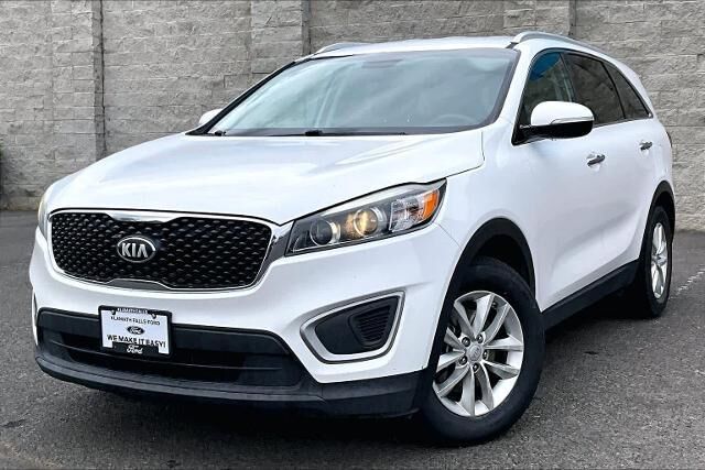 2017 Kia Sorento L