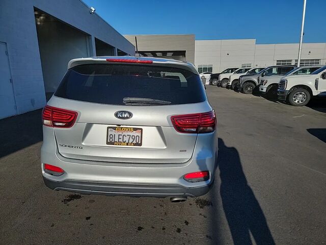 2019 Kia Sorento L