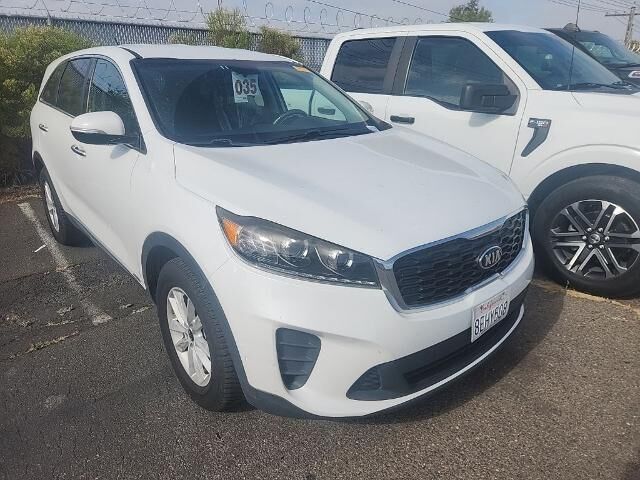 2019 Kia Sorento S V6