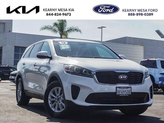 2019 Kia Sorento S V6 — photo 1 of 12