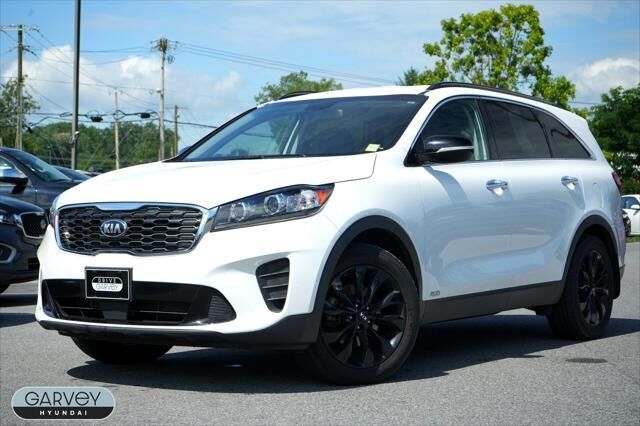 2020 Kia Sorento S V6 — photo 1 of 13