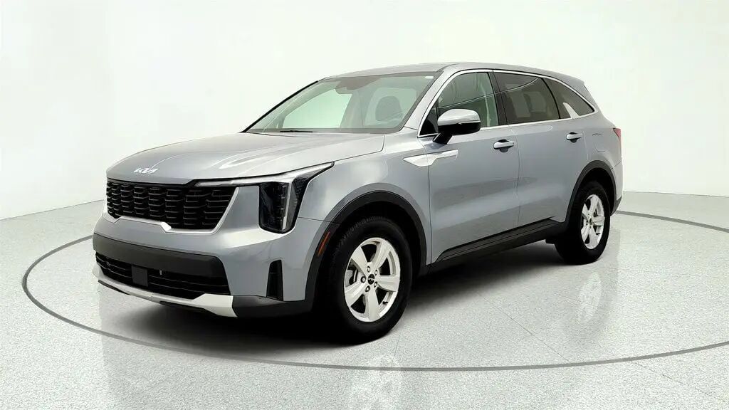 2025 Kia Sorento LX