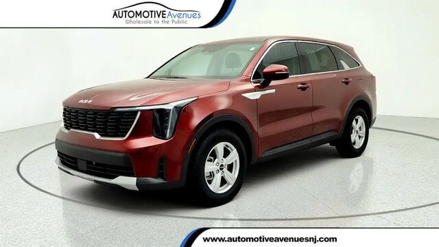 2025 Kia Sorento LX