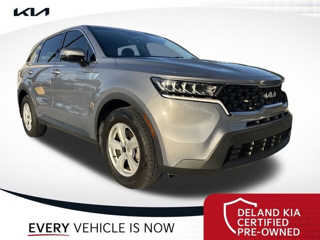 2022 Kia Sorento LX